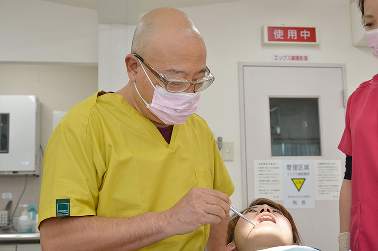 アピカ歯科医院は高度先進治療を提供します